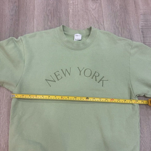 Bala Crewneck Sweatshirt Embroidered New York Loungewear Size Small Made In USA - Picture 5 of 8